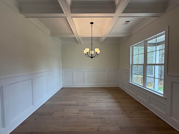 3rd image of 325 Whithorn Ct