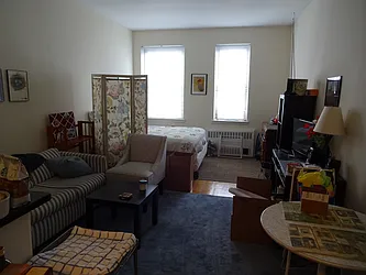 Rented by Salon Realty Corp