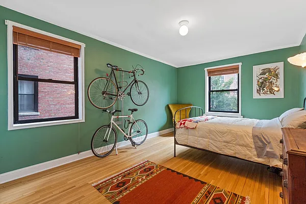 Sold by Compass | media 18