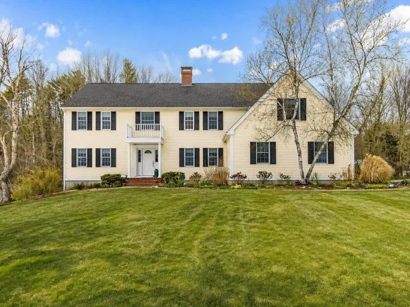 51 Old Field Road, Yarmouth, ME 04096