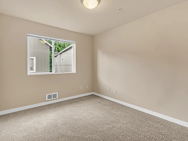 2129 NW Talus Dr — Photo 23