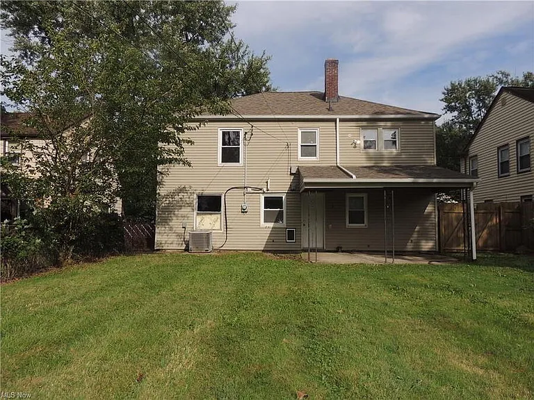 7366 Parma Park Blvd — Photo 25