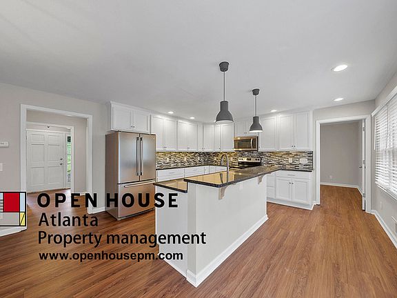 5th image of 3055 Dover Ln NW