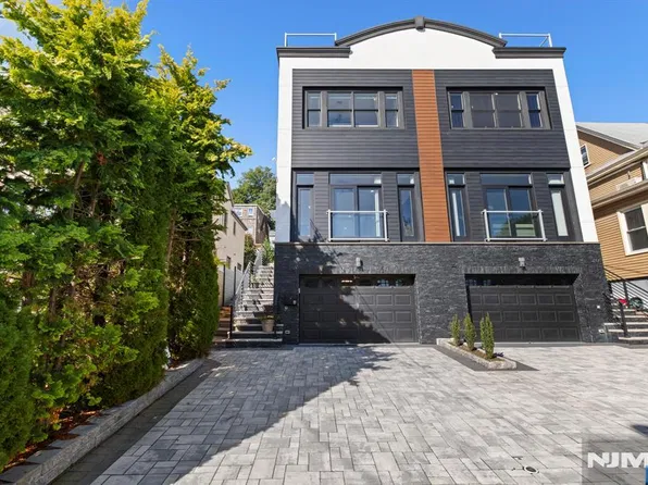 50 Myrtle Avenue #A, Edgewater, NJ 07020