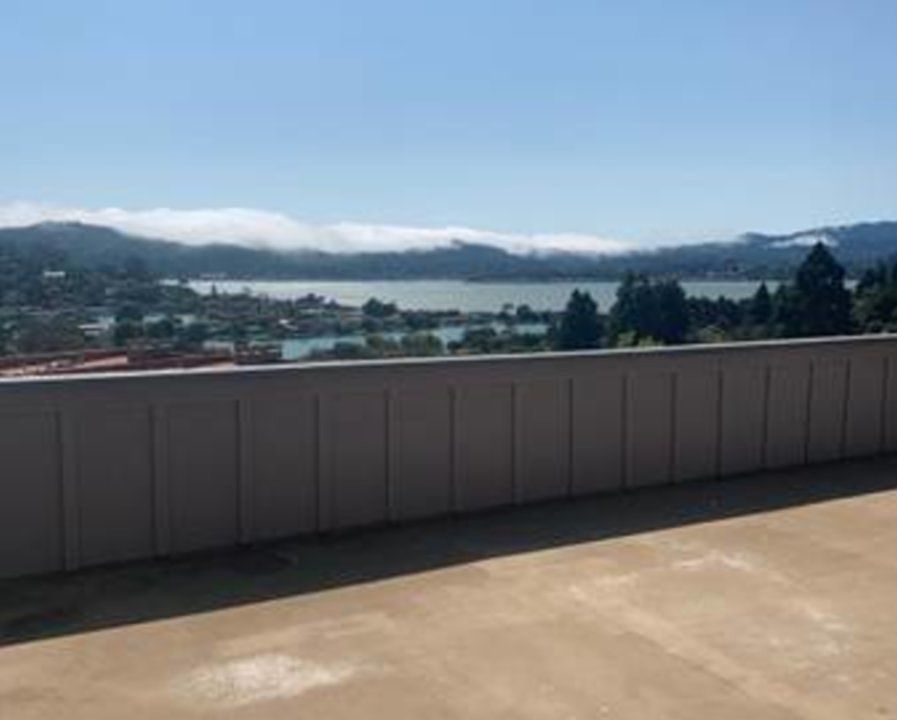 1st image of 8 Davis Dr APT E