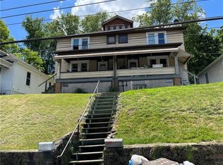 1522 Hiland Ave, Coraopolis, PA