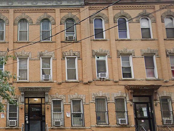 3rd image of 355 Stockholm St APT 1L