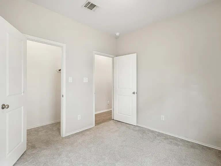 2630 River Pointe — Photo 18