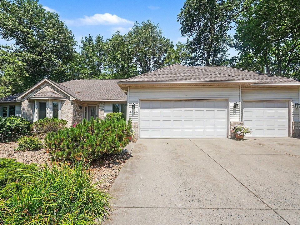1st image of 1513 Broken Oak Ct