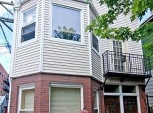 3214 N Leavitt St #1, Chicago, IL 60618