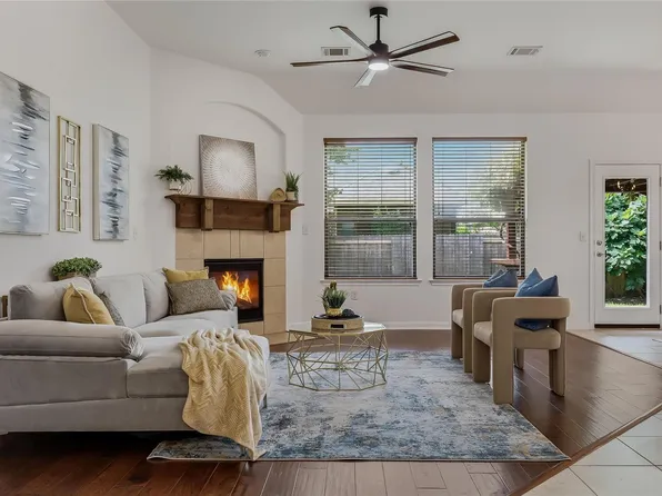 5501 Allamanda Dr, Austin, TX 78739