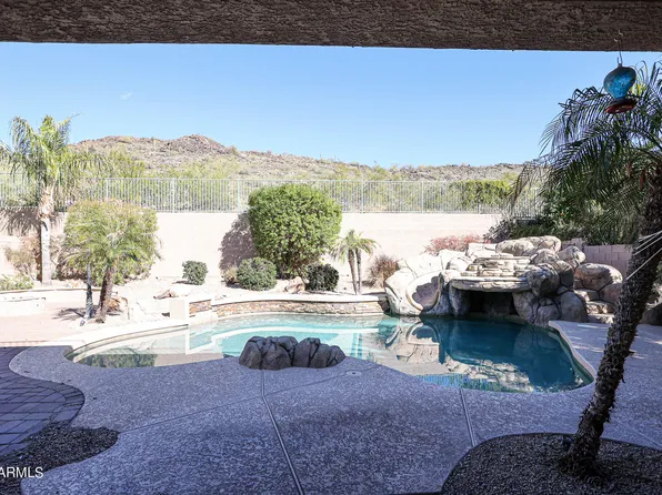 25651 N SINGBUSH Loop, Phoenix, AZ 85083