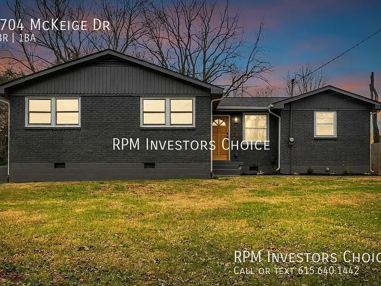 2704 McKeige Dr — Photo 25