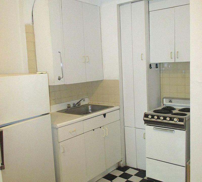 2nd image of 399 6th Ave APT 2A