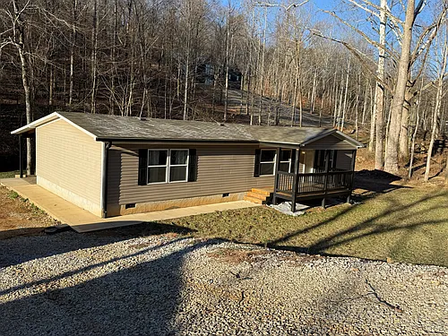 8211 Barker Rd Photo 1