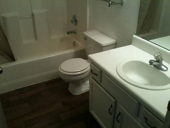 3rd image of 2260 Parrot Ln