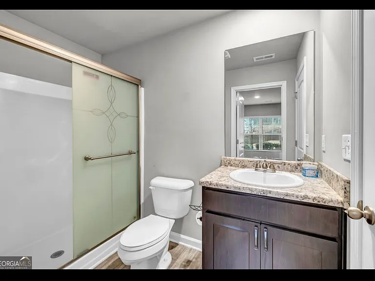 205 Twin Lakes Dr — Photo 14