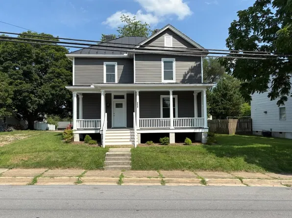 254 Florence Ave, Waynesboro, VA 22980