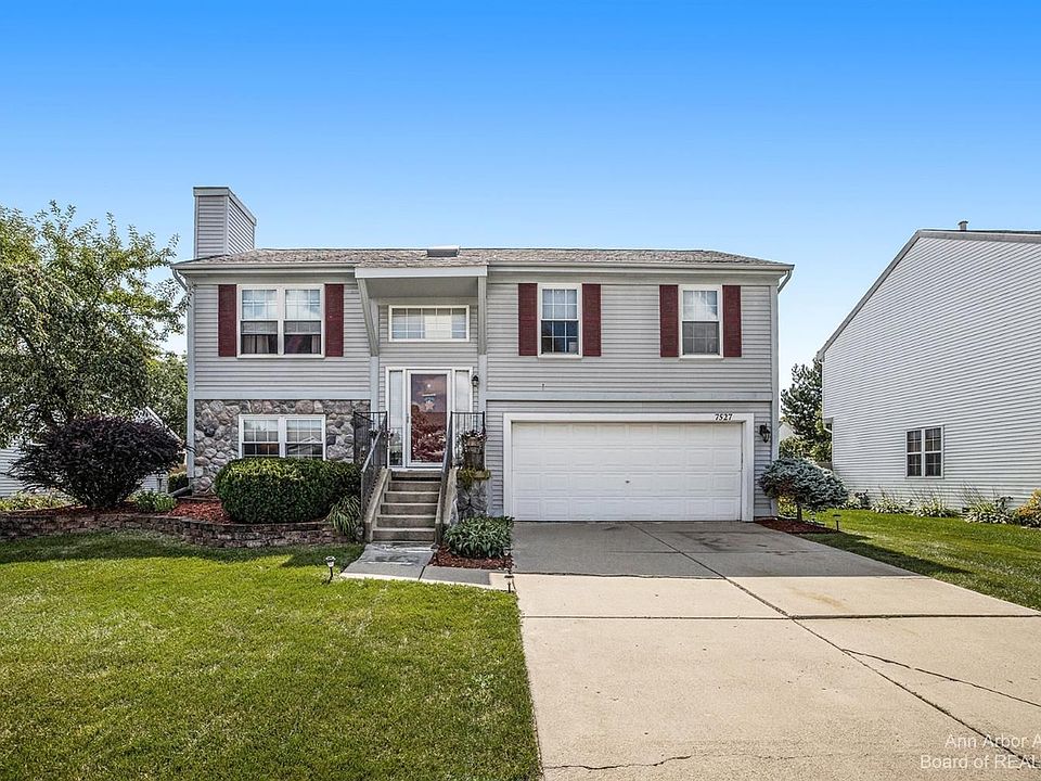 1st image of 7527 Doral Dr