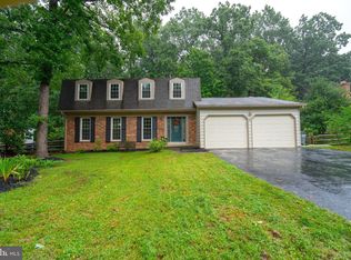 2502 Freetown Dr, Reston, VA 20191