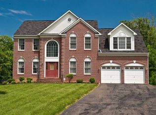 13124 Westbrook Dr, Fairfax, VA 22030