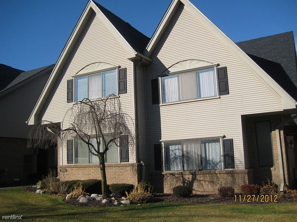 21946 Morley - Unit #206