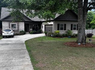 107 Littleleaf Ct, Dothan, AL 36301