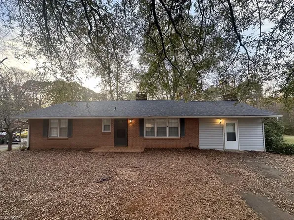 6950 S State Highway 66, King, NC 27021