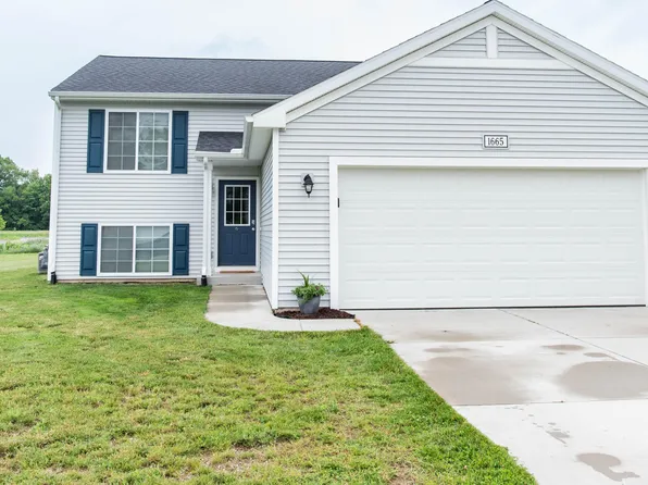 1665 Southpointe Trl, Otsego, MI 49078