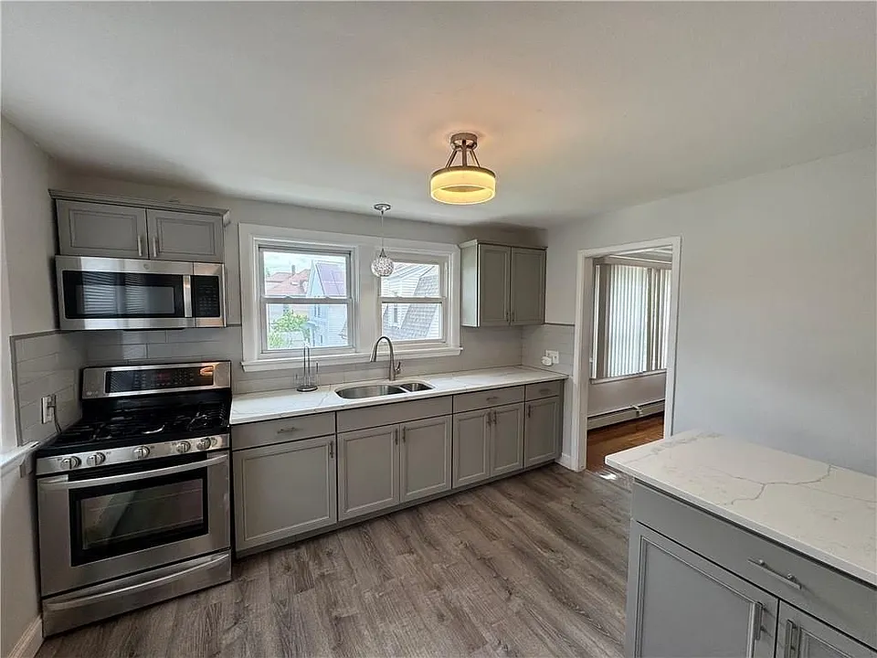 101 Rutherglen Ave #2