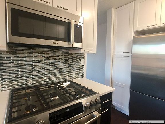 3rd image of 150 W 225th St APT 9F