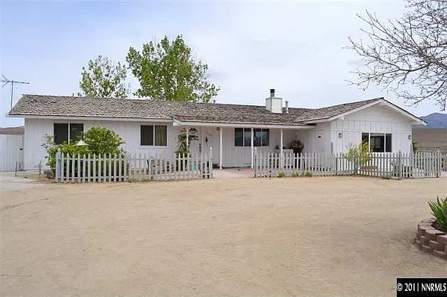 2386 Vera Way photo 1
