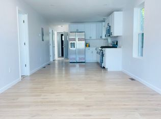 1014 Douglas Ave FLOOR 1, Providence, RI 02904