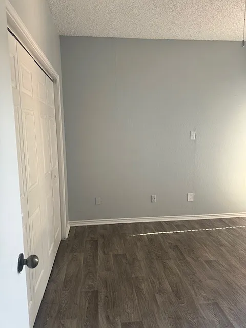 2 bed, 1111 sqft, $1,350 — Photo 4