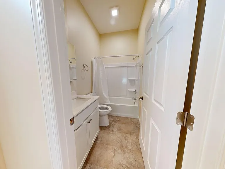 6703 Lyric St — Photo 5