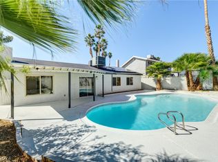 4498 McMillan Rd, Las Vegas, NV 89121