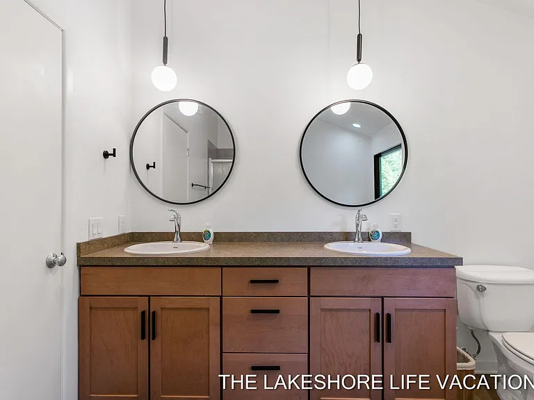 3892 Lakeridge Dr — Photo 6