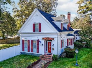 12 Centre St, Danvers, MA 01923