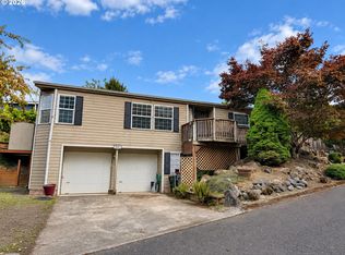 242 Canyon View Dr, Lafayette, OR 97127