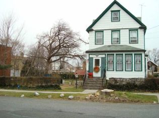 15117 19th Ave, Whitestone, NY 11357