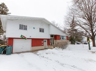 410 De Clark St, Beaver Dam, WI 53916