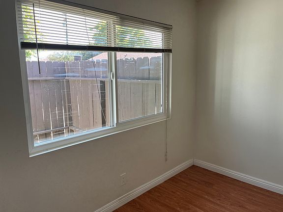 2nd image of 474 S Pine St #474