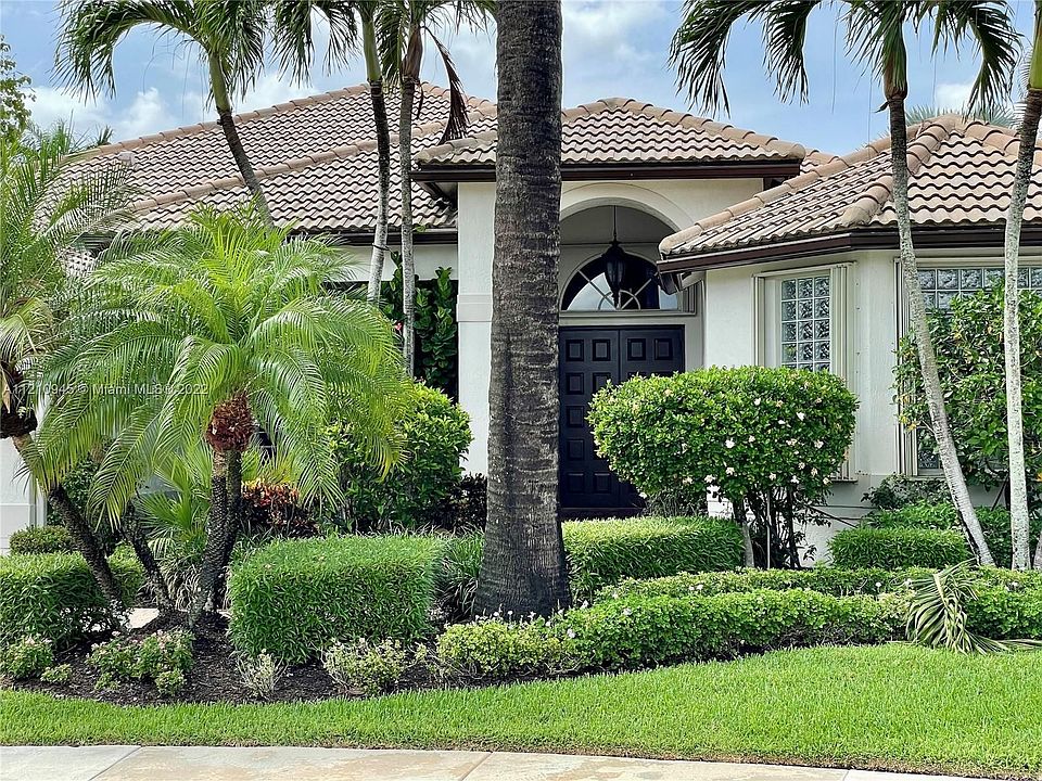 1st image of 2538 Montclaire Ct