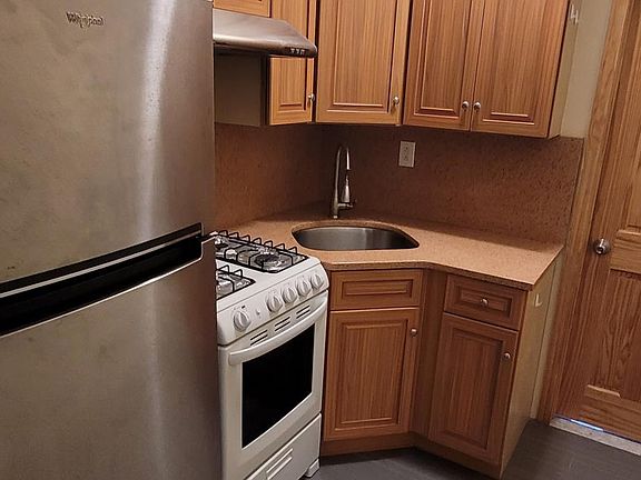 4th image of 3125 Coney Island Ave #9302
