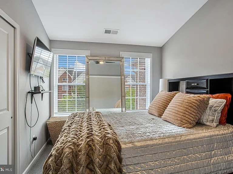 10805 Lariat Way — Photo 26