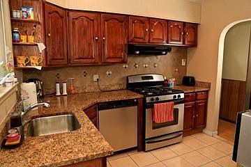 4th image of 8644 256th St
