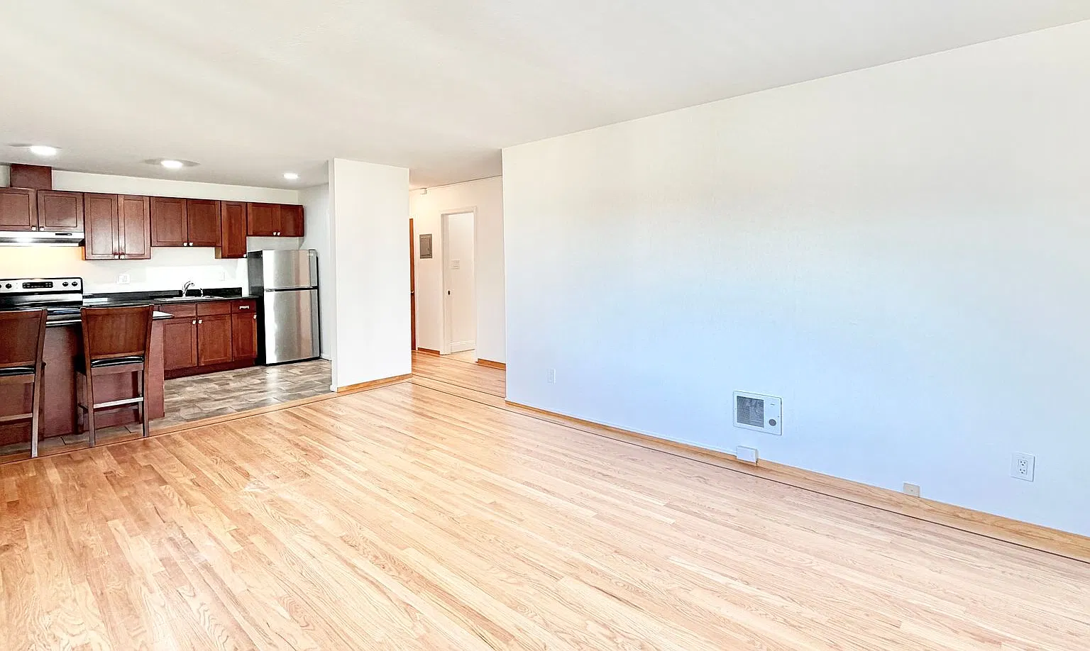650 Alvarado Apartments — Photo 4
