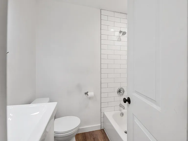 1314 Orren St NE #4 — Photo 10