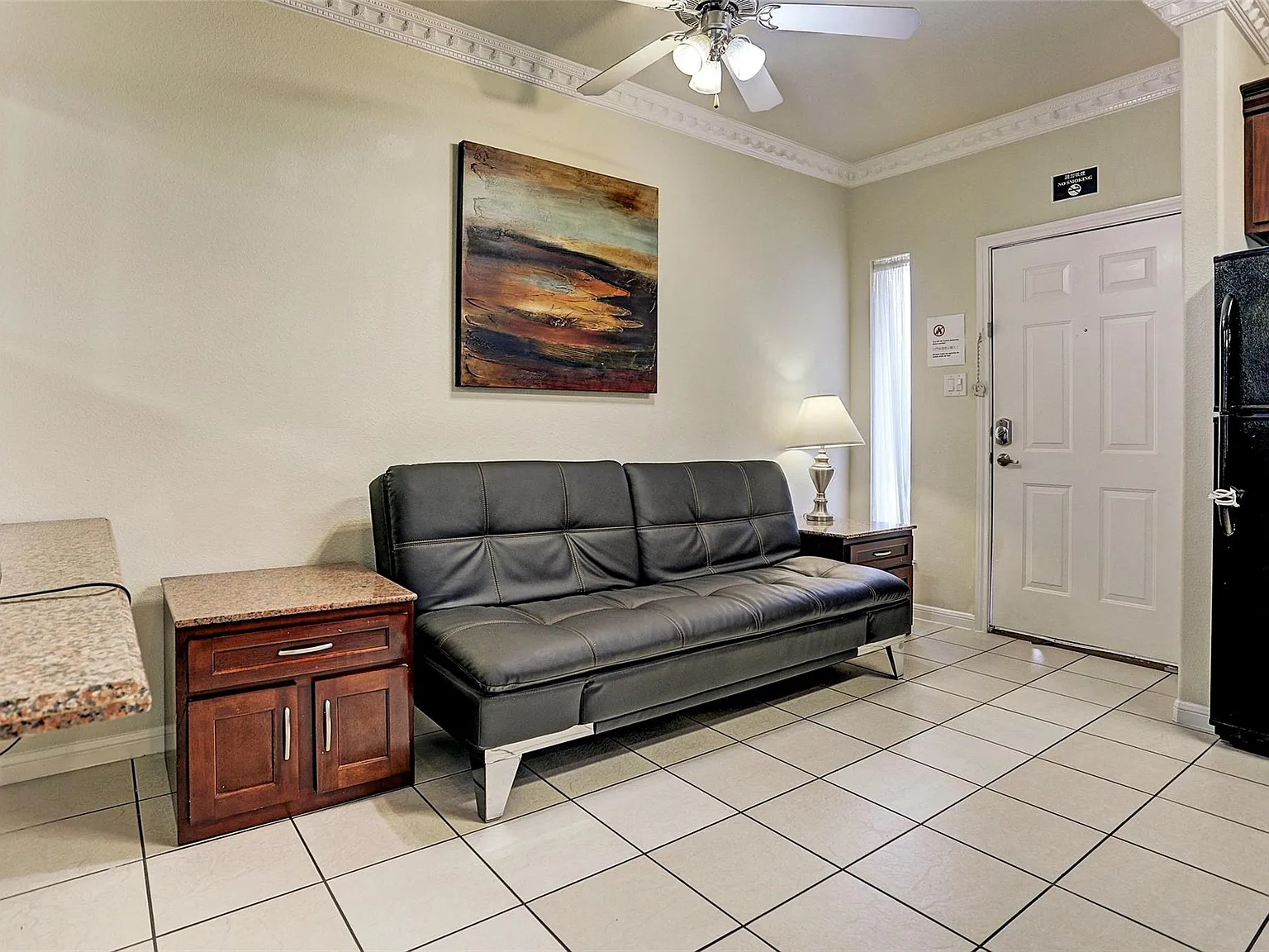 1 bed, 1.0 bath, $1,388 — Photo 4
