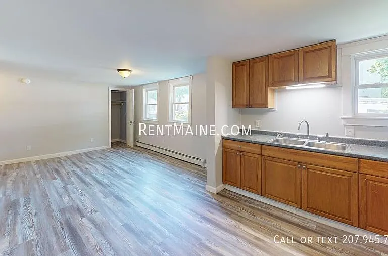 97 Grove St #2 — Photo 2